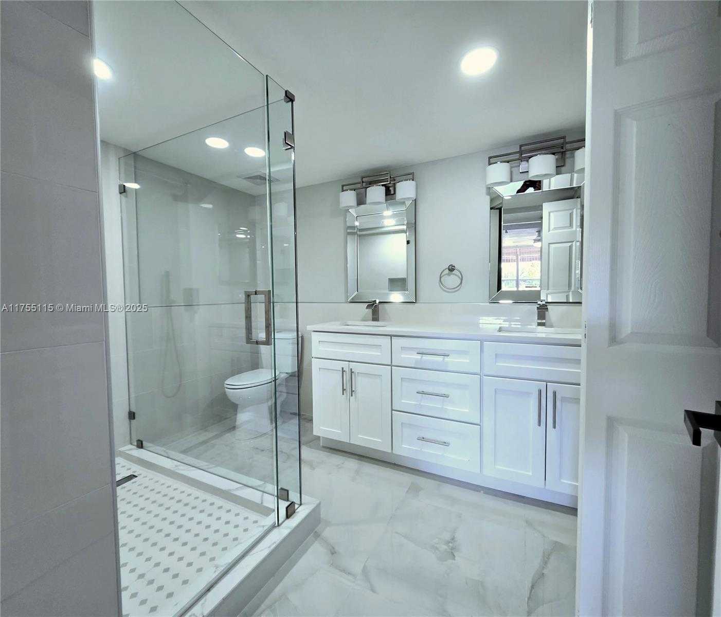 Small Image of 3710 NORTH INVERRARY DR #1P, Lauderhill Number 25