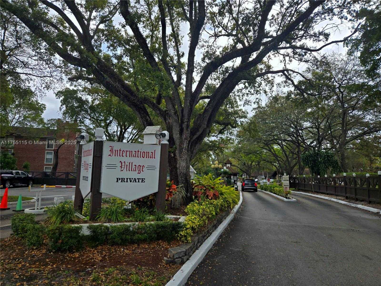 Small Image of 3710 NORTH INVERRARY DR #1P, Lauderhill Number 31
