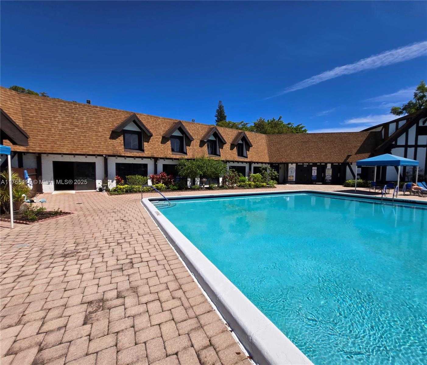 Small Image of 3710 NORTH INVERRARY DR #1P, Lauderhill Number 39