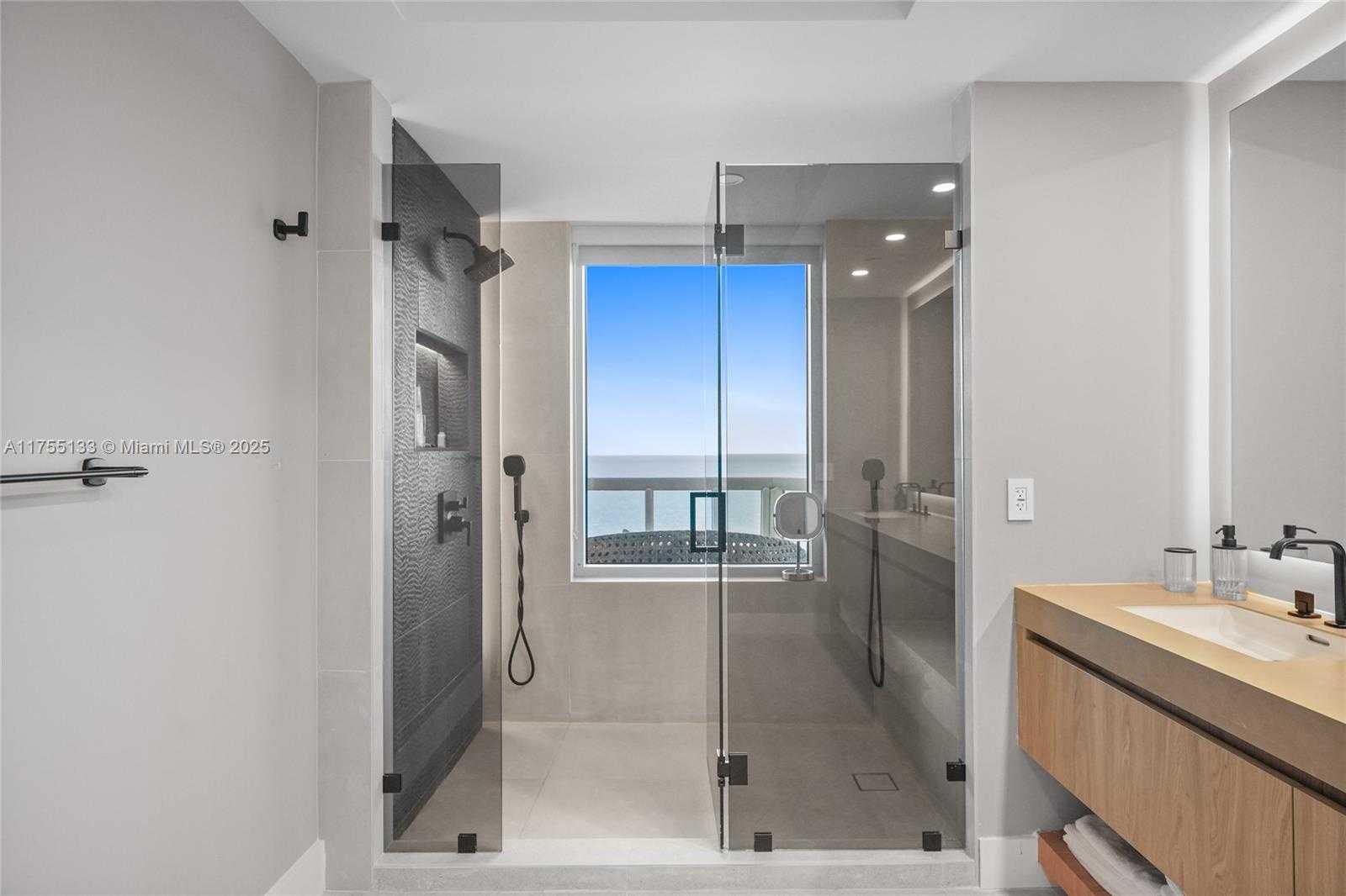 Small Image of 17875 COLLINS AVE #3906, Sunny Isles Beach Number 21