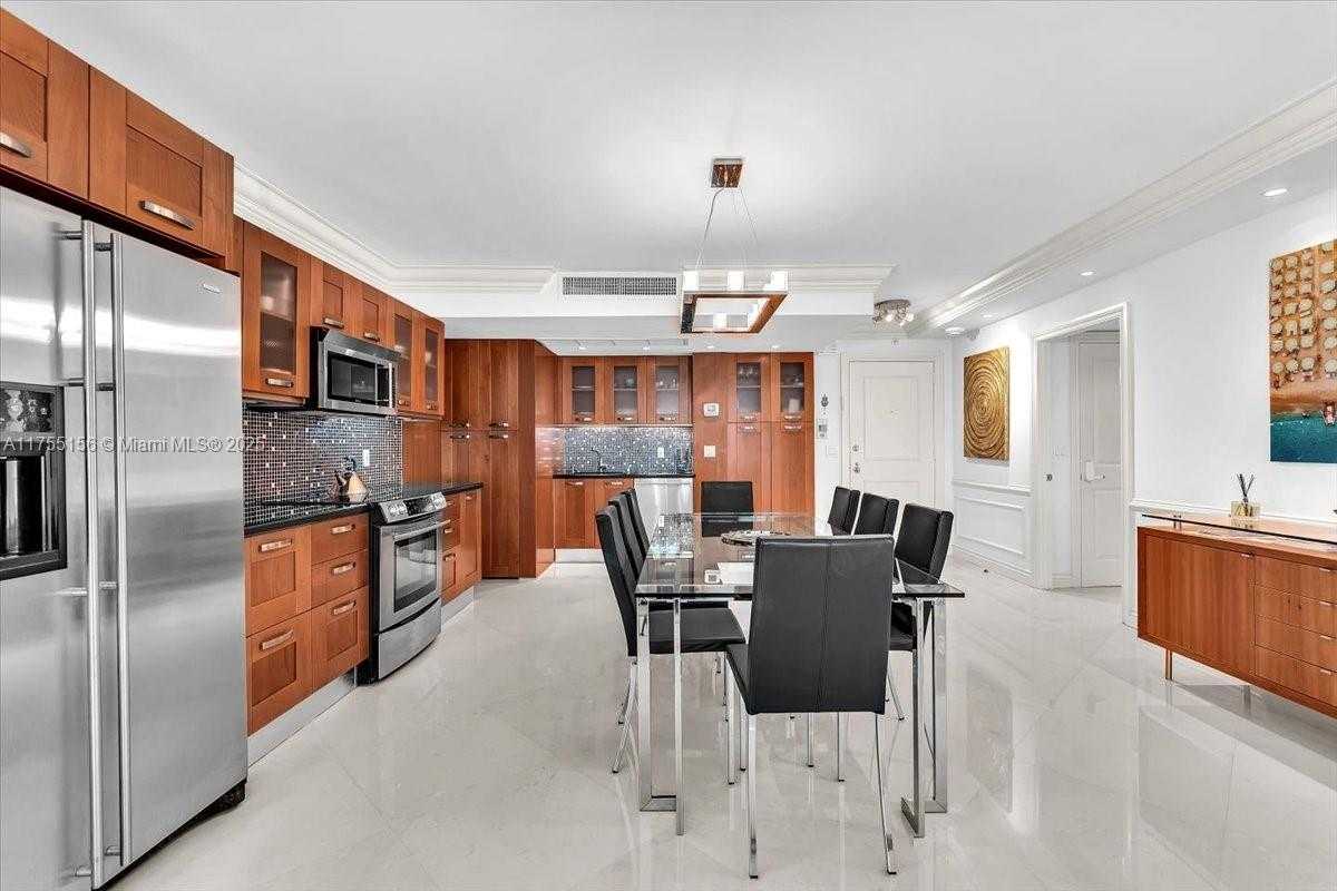 Small Image of 9801 COLLINS AVE #4Y, Bal Harbour Number 12