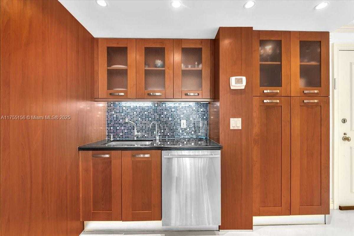Small Image of 9801 COLLINS AVE #4Y, Bal Harbour Number 17