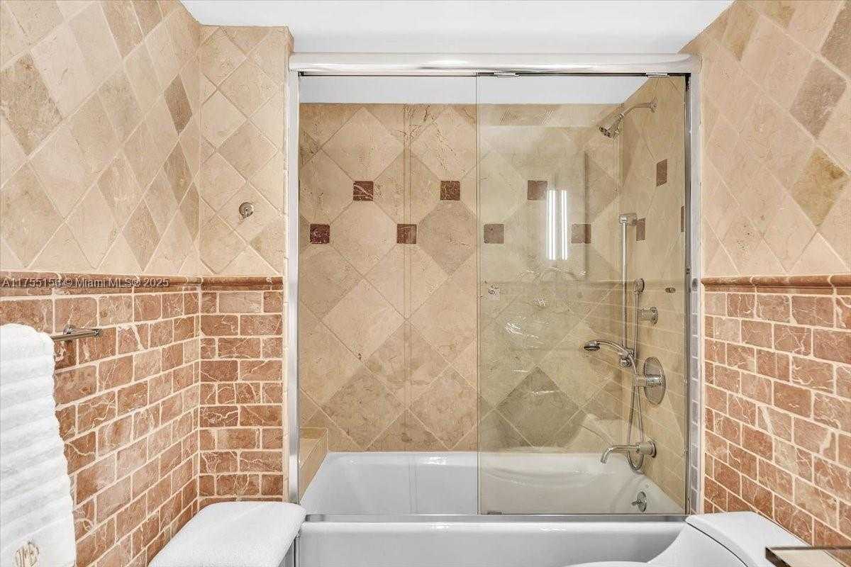 Small Image of 9801 COLLINS AVE #4Y, Bal Harbour Number 51