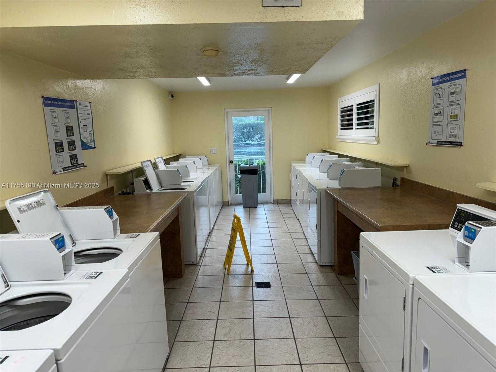 Small Image of 9301 SOUTH WEST 92ND AVE #204C, Miami Number 5