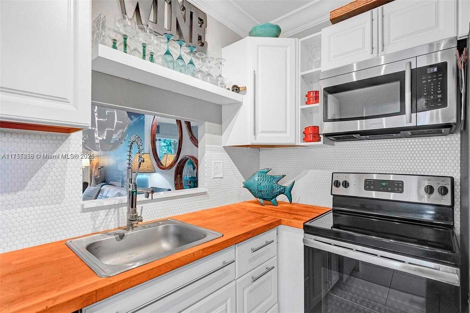 Small Image of 3530 NORTH WEST 52ND AVE #509, Lauderdale Lakes Number 10