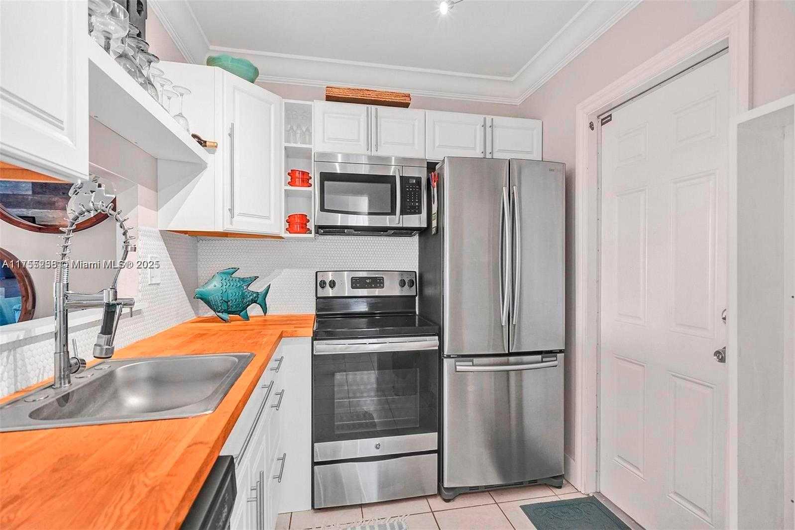 Small Image of 3530 NORTH WEST 52ND AVE #509, Lauderdale Lakes Number 9