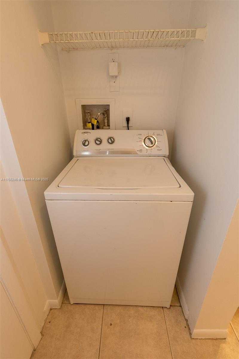 Small Image of 18328 NORTH WEST 68TH AVE #P, Hialeah Number 17