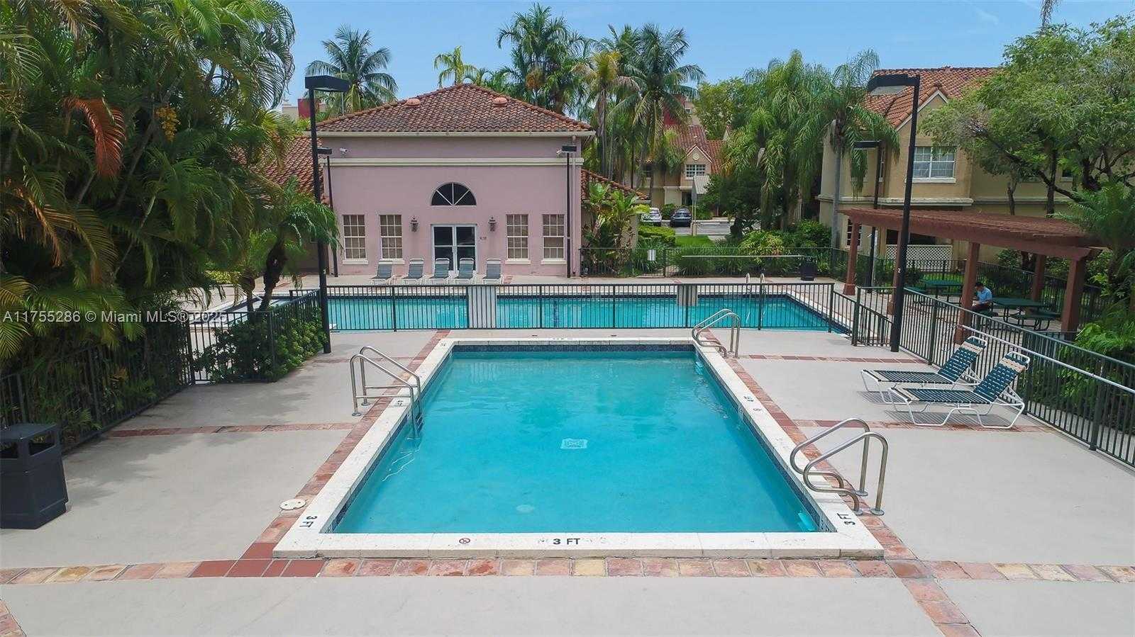 Small Image of 18328 NORTH WEST 68TH AVE #P, Hialeah Number 22