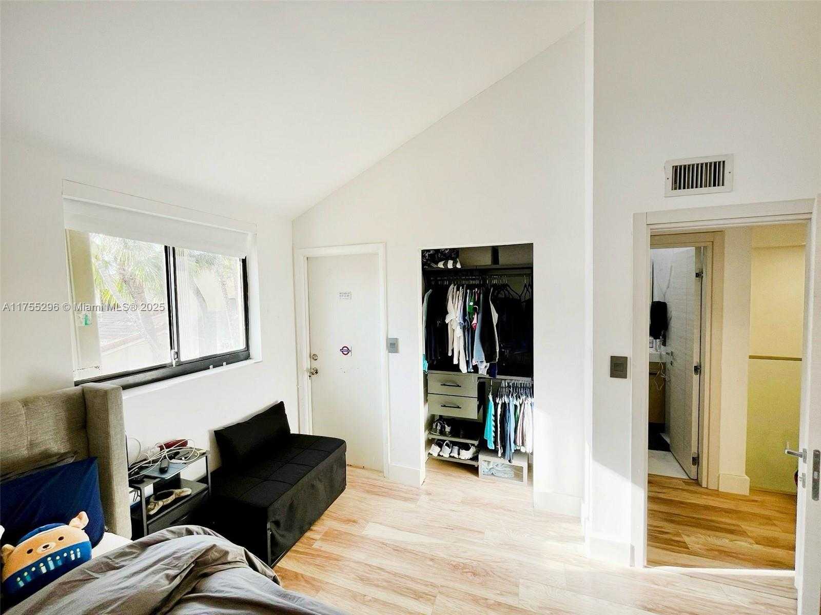 Small Image of 20444 NORTH EAST 34TH CT #12, Aventura Number 16