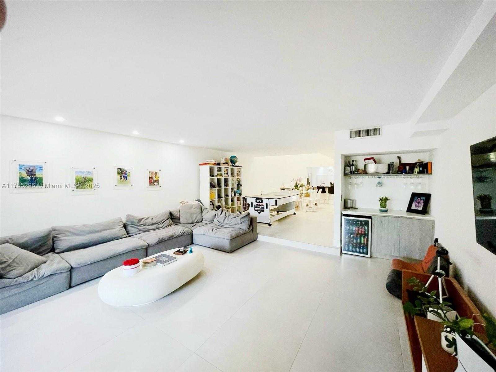 Small Image of 20444 NORTH EAST 34TH CT #12, Aventura Number 6