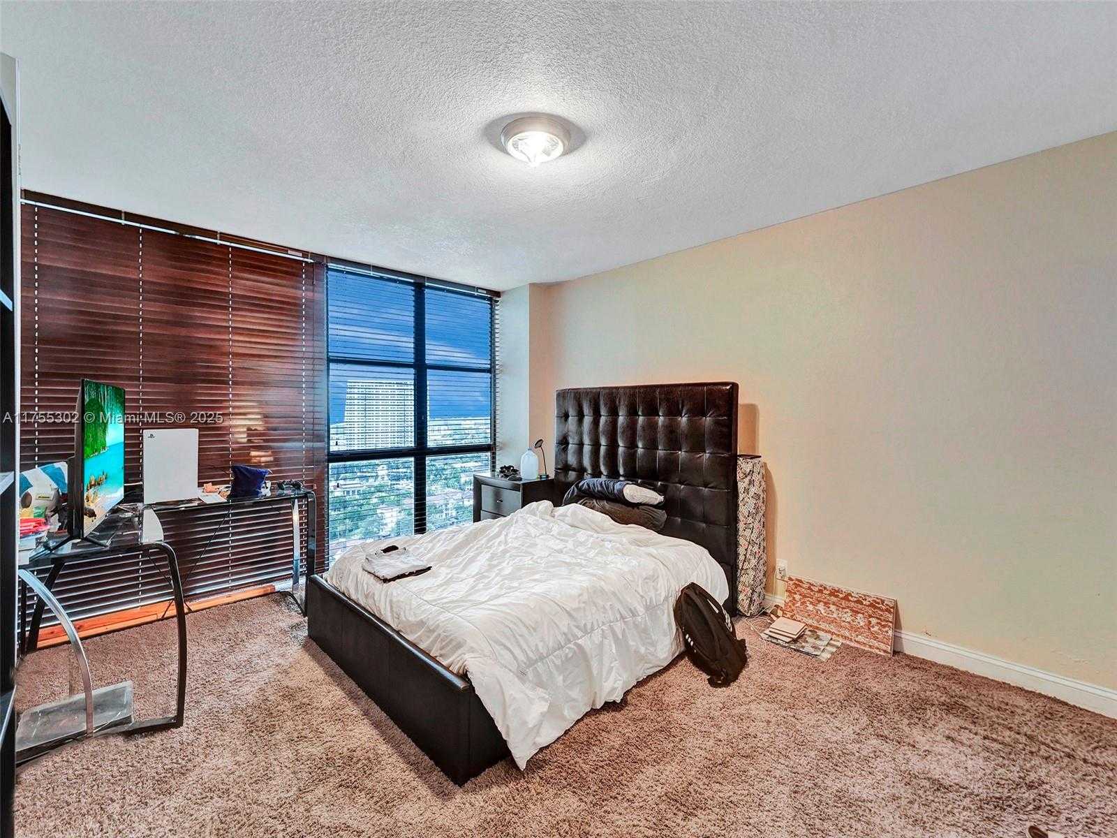 Small Image of 18181 NORTH EAST 31ST CT #2408, Aventura Number 12