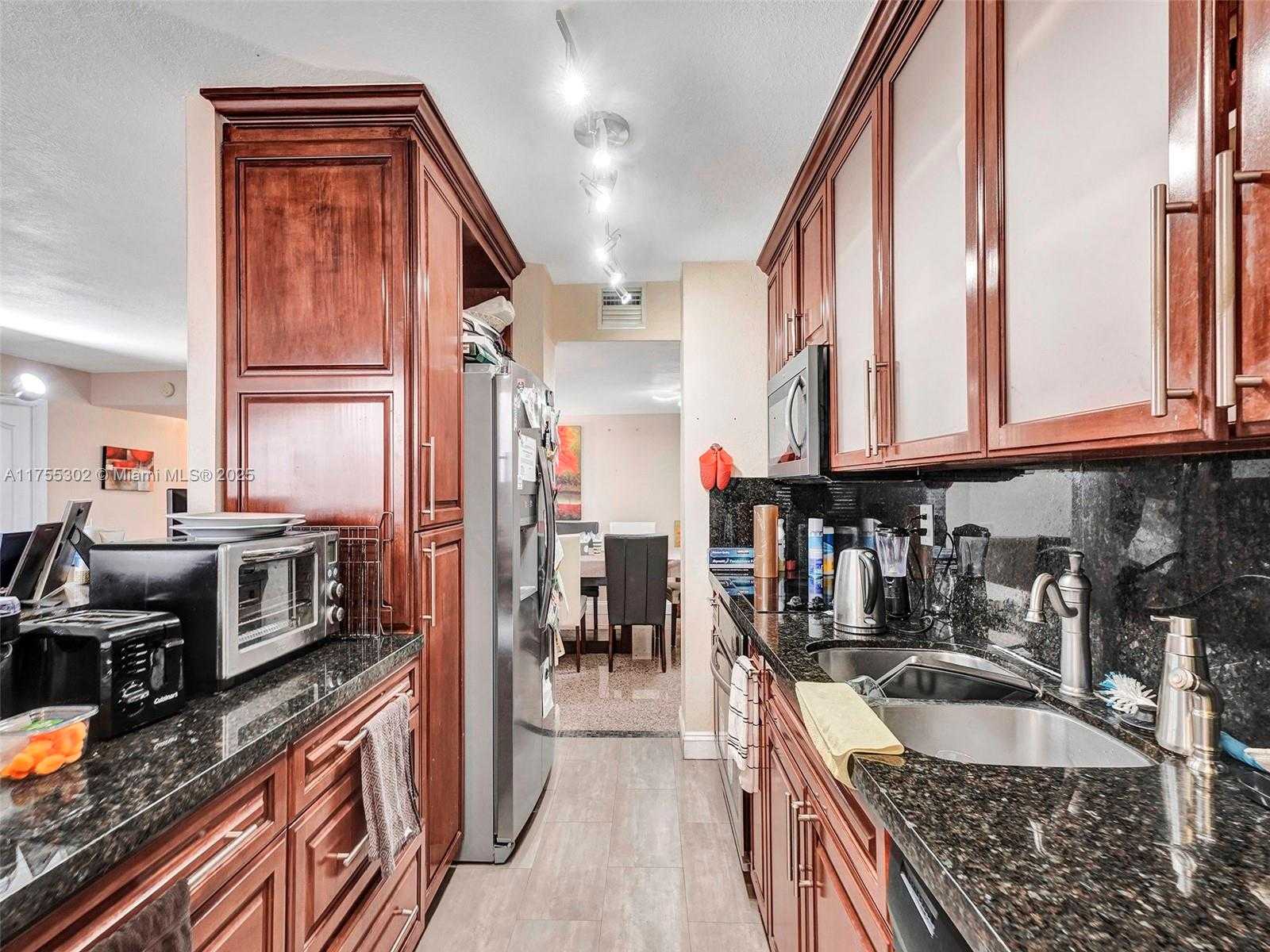 Small Image of 18181 NORTH EAST 31ST CT #2408, Aventura Number 9