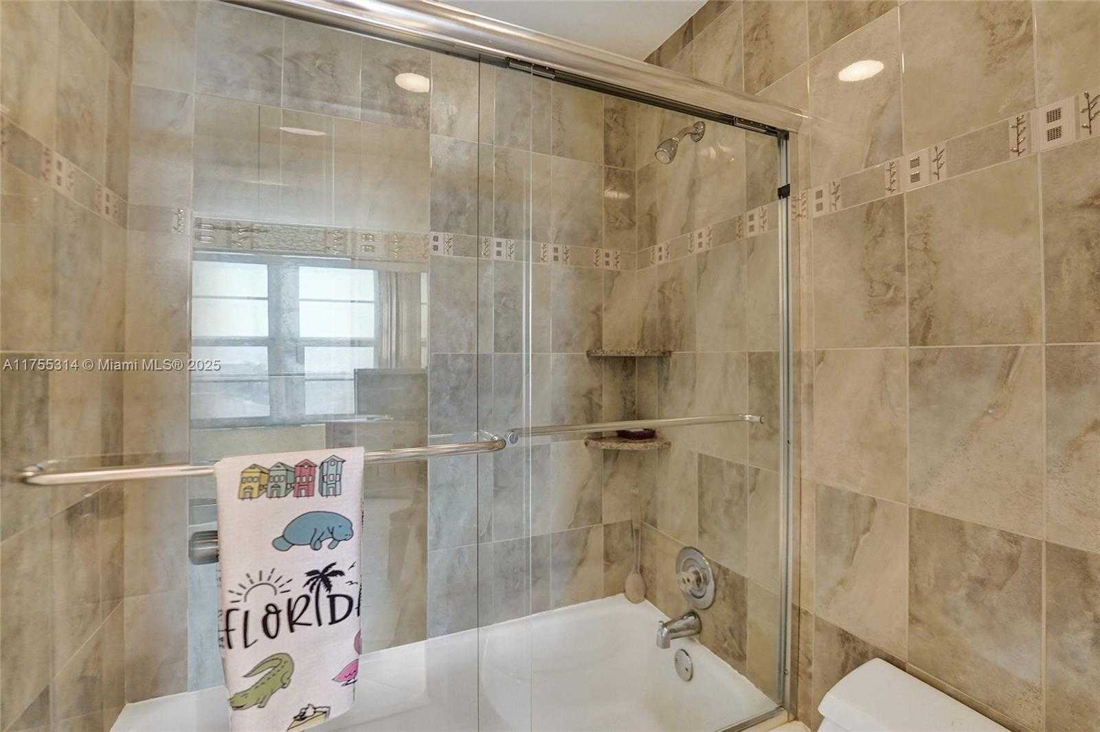 Small Image of 3111 NORTH OCEAN DR #508, Hollywood Number 24