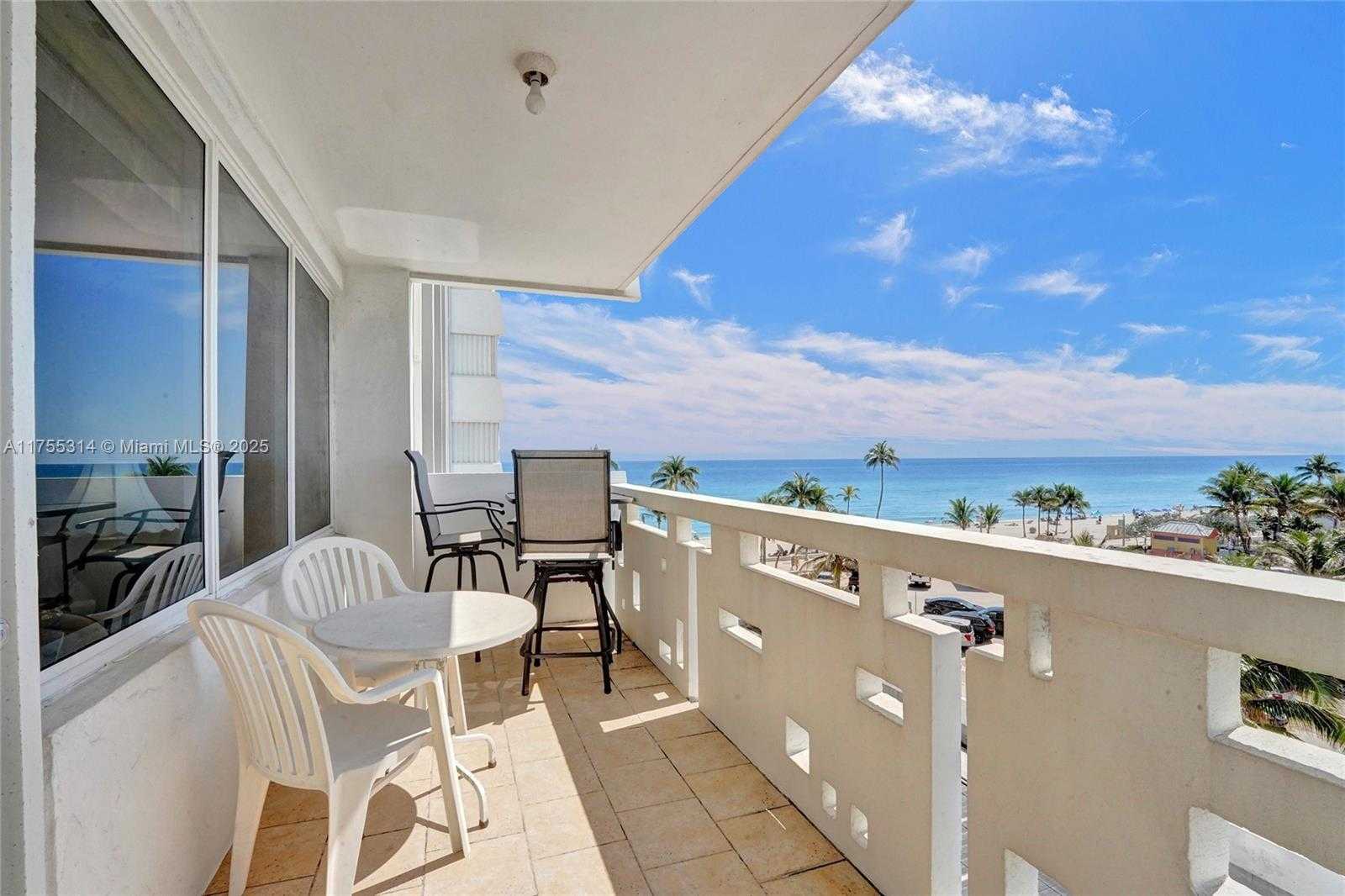Small Image of 3111 NORTH OCEAN DR #508, Hollywood Number 26