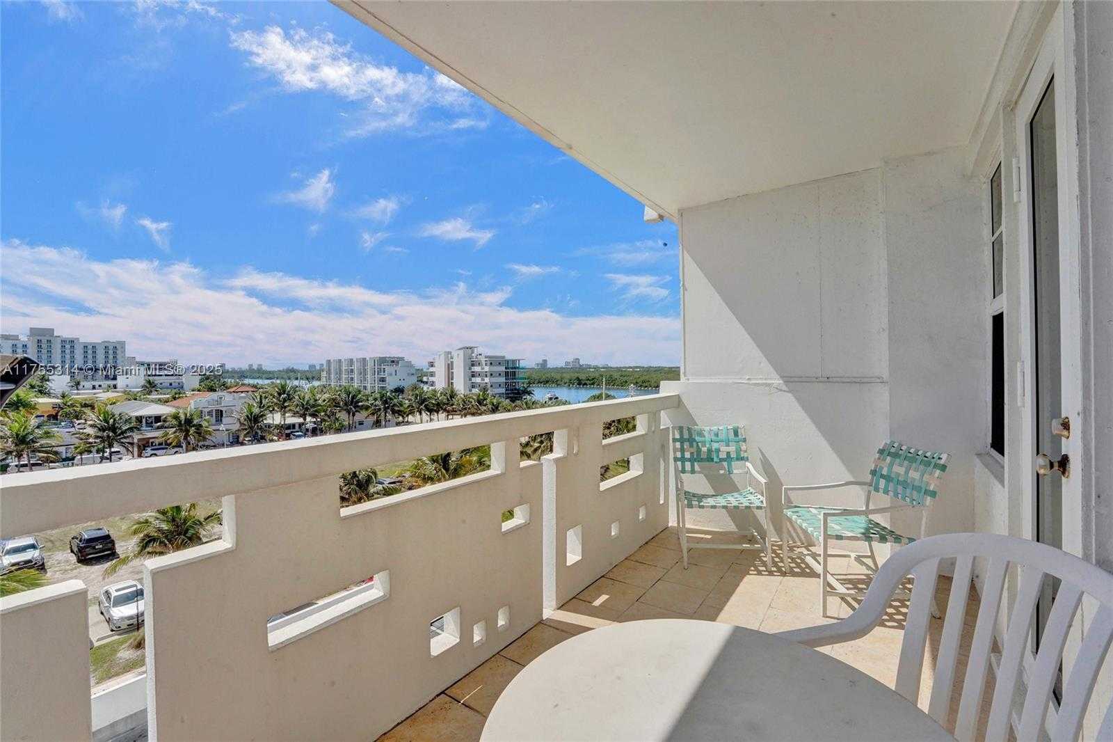Small Image of 3111 NORTH OCEAN DR #508, Hollywood Number 27