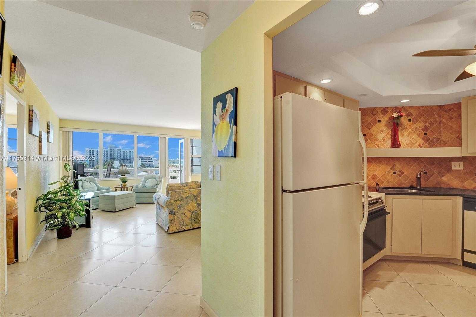 Small Image of 3111 NORTH OCEAN DR #508, Hollywood Number 3