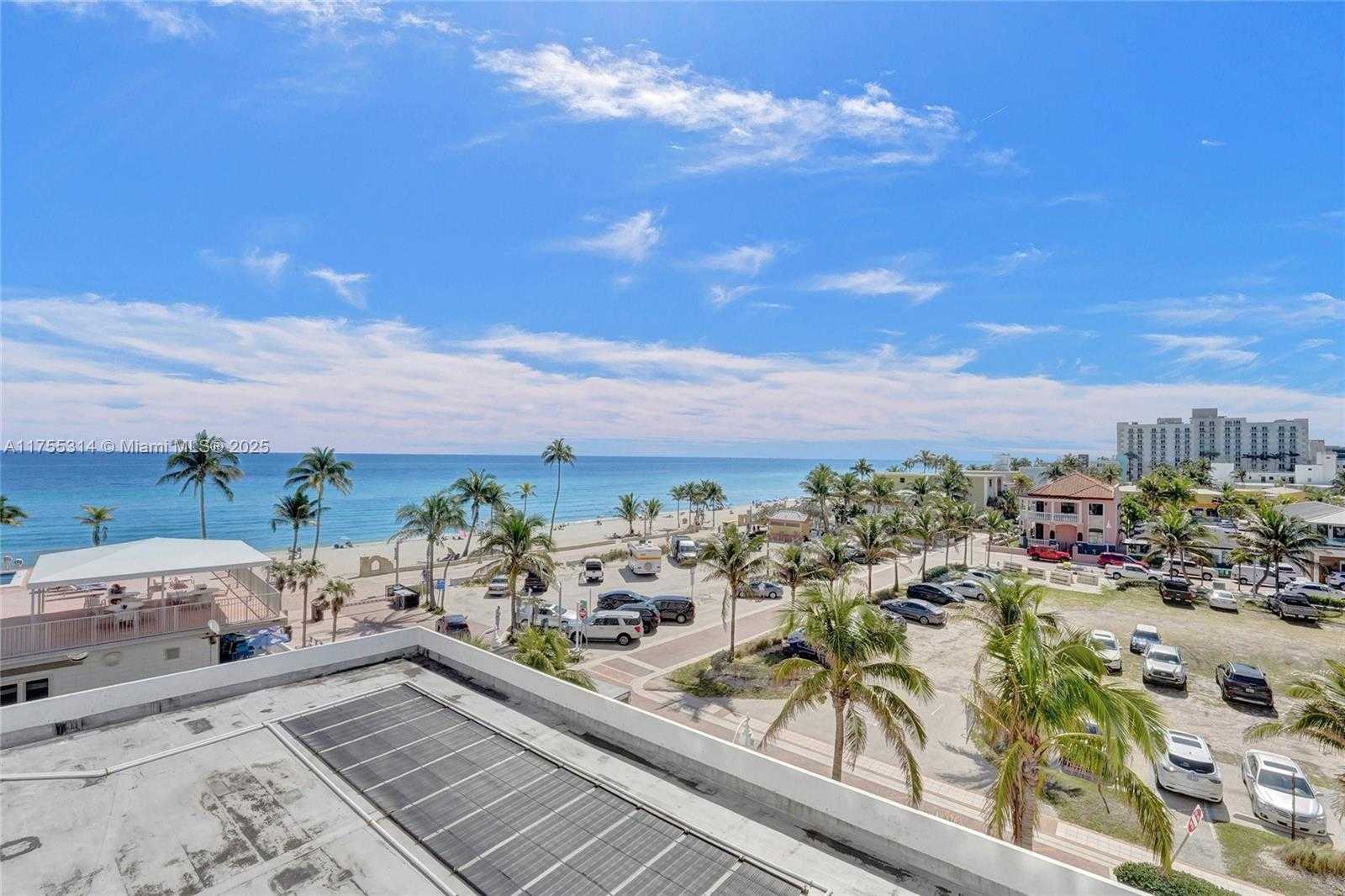 Small Image of 3111 NORTH OCEAN DR #508, Hollywood Number 30