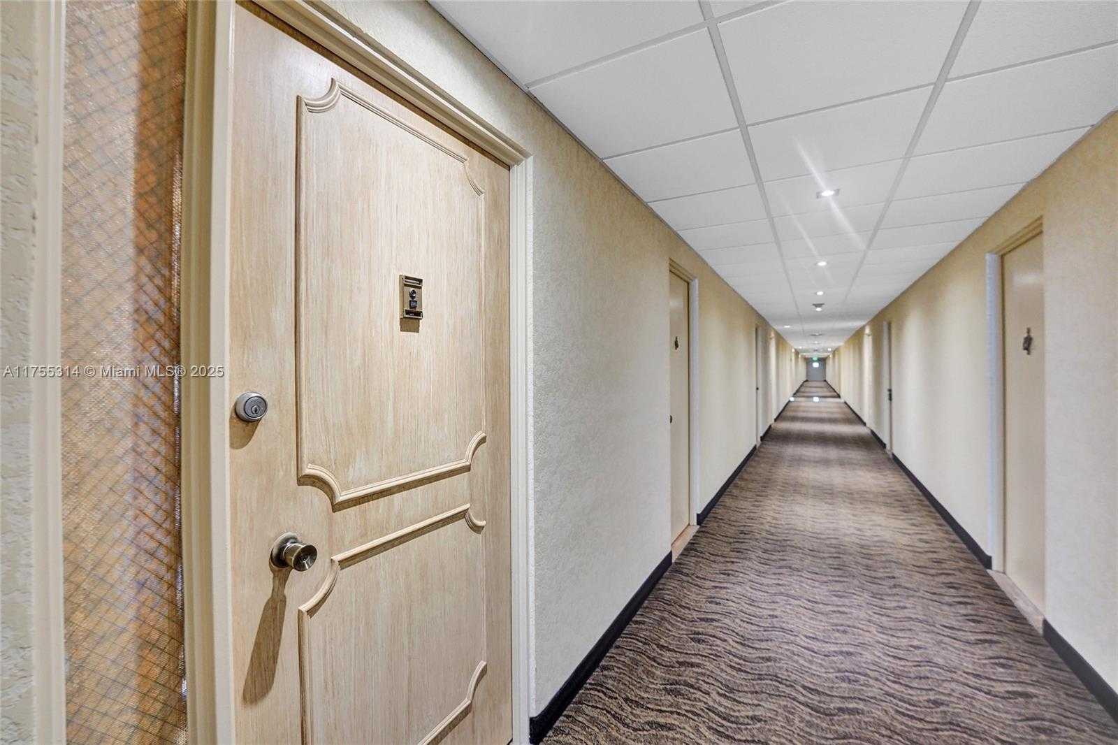 Small Image of 3111 NORTH OCEAN DR #508, Hollywood Number 35