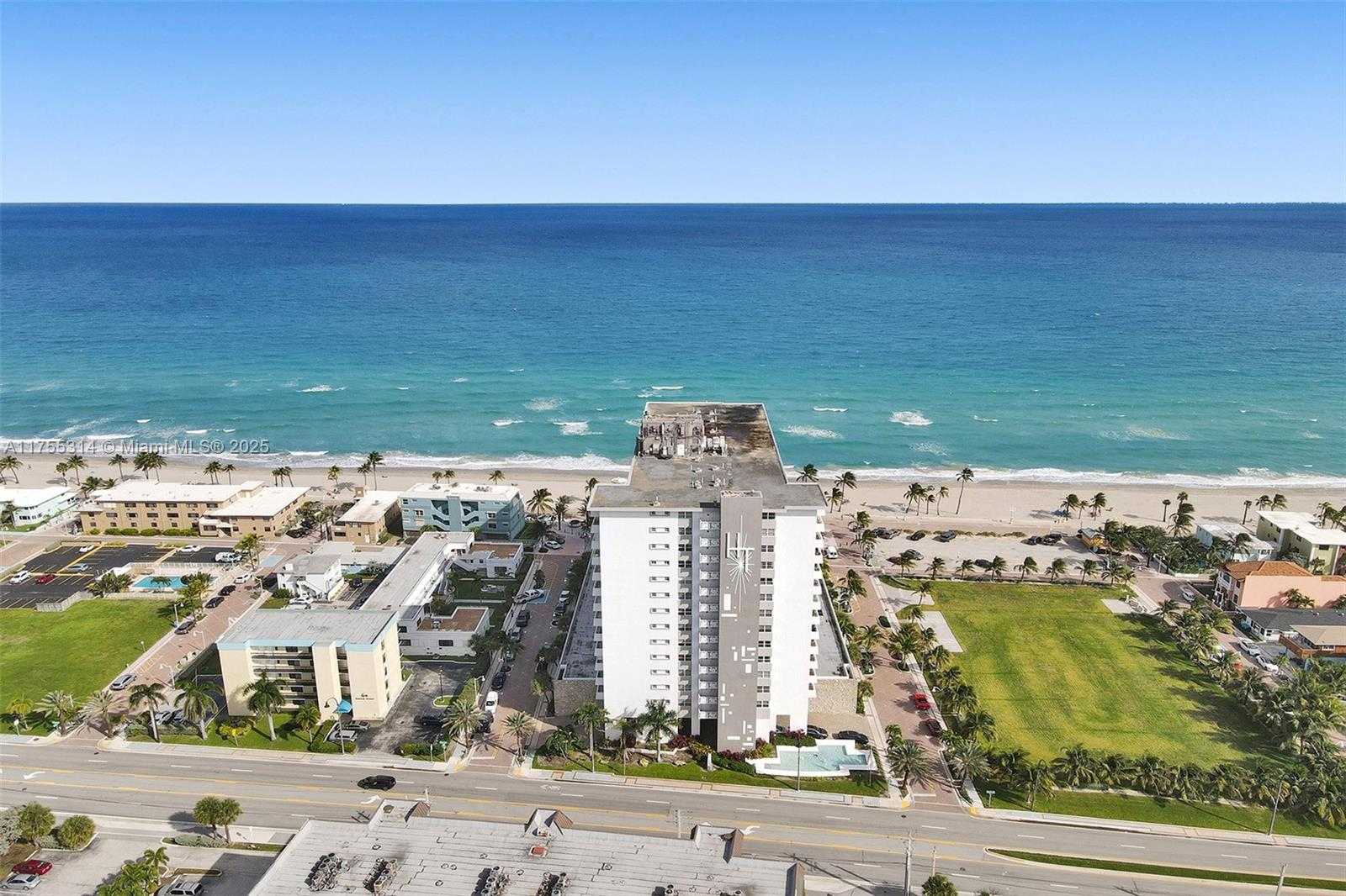Small Image of 3111 NORTH OCEAN DR #508, Hollywood Number 37