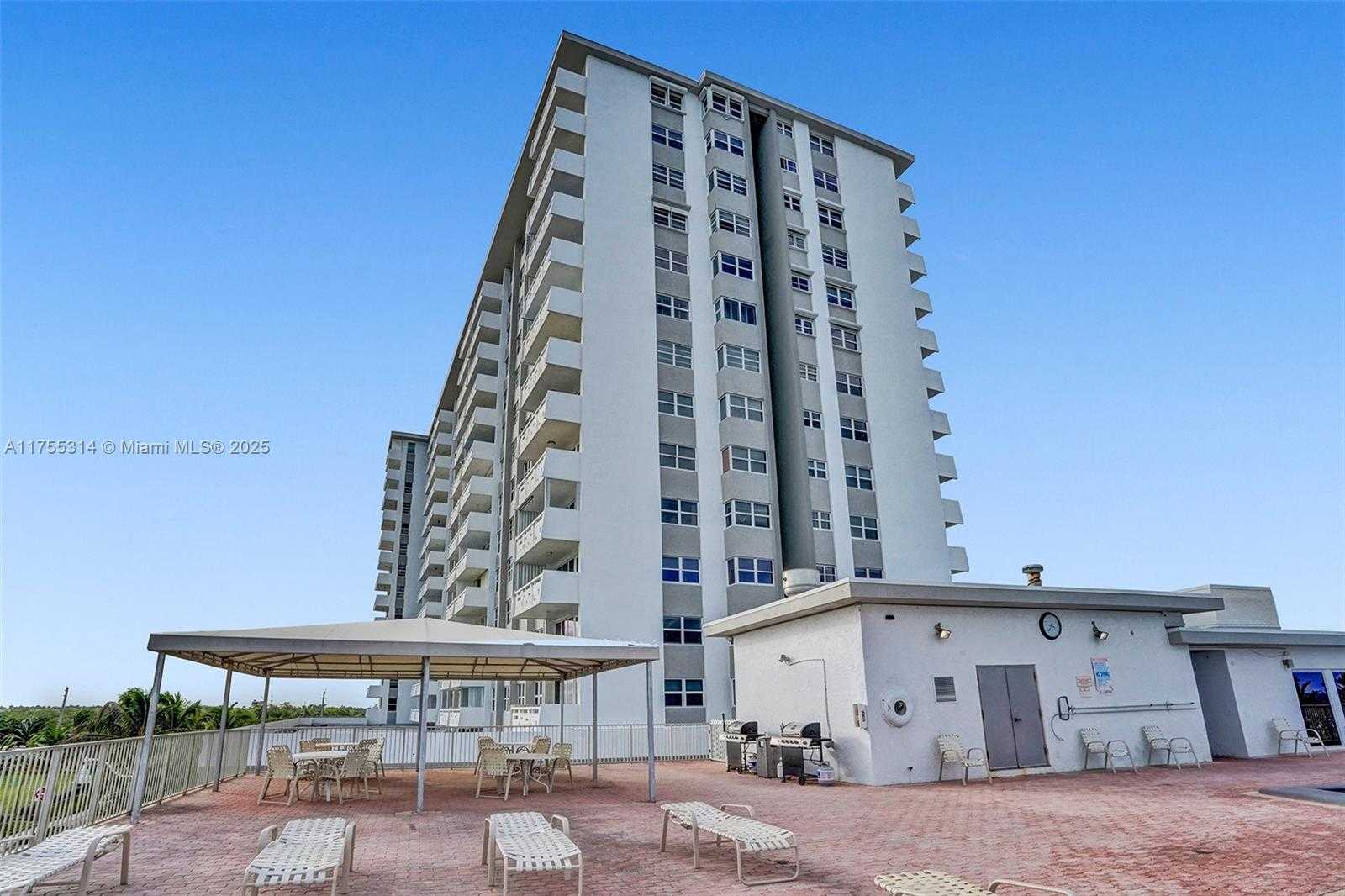 Small Image of 3111 NORTH OCEAN DR #508, Hollywood Number 48