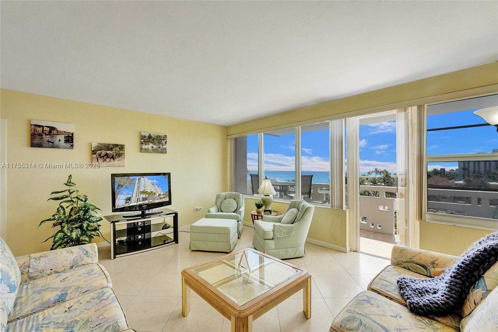 Small Image of 3111 NORTH OCEAN DR #508, Hollywood Number 6