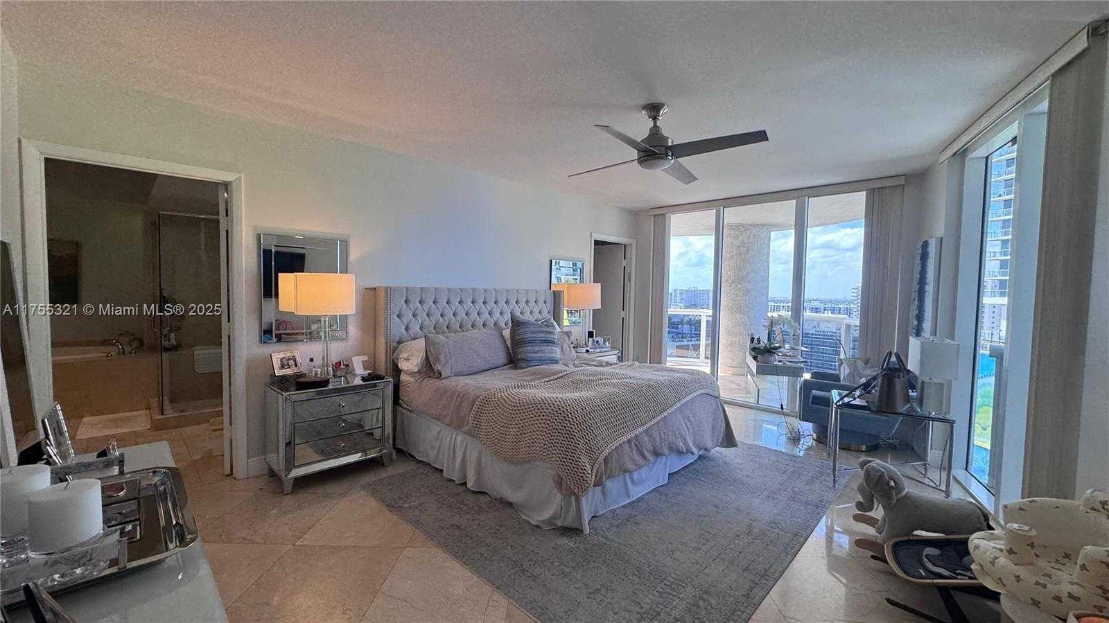 Small Image of 1800 SOUTH OCEAN DR #1510, Hallandale Beach Number 27