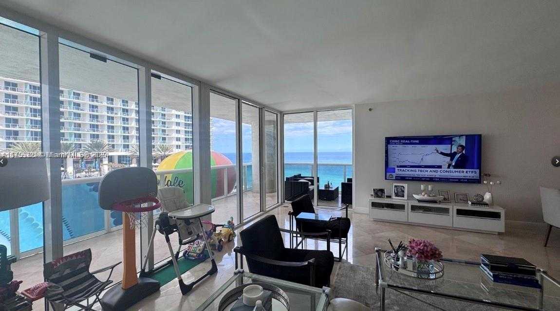 Small Image of 1800 SOUTH OCEAN DR #1510, Hallandale Beach Number 6