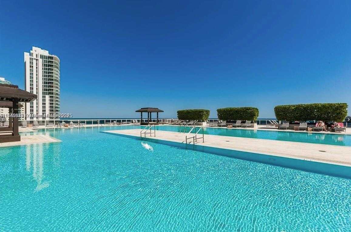 Small Image of 1800 SOUTH OCEAN DR #1510, Hallandale Beach Number 62