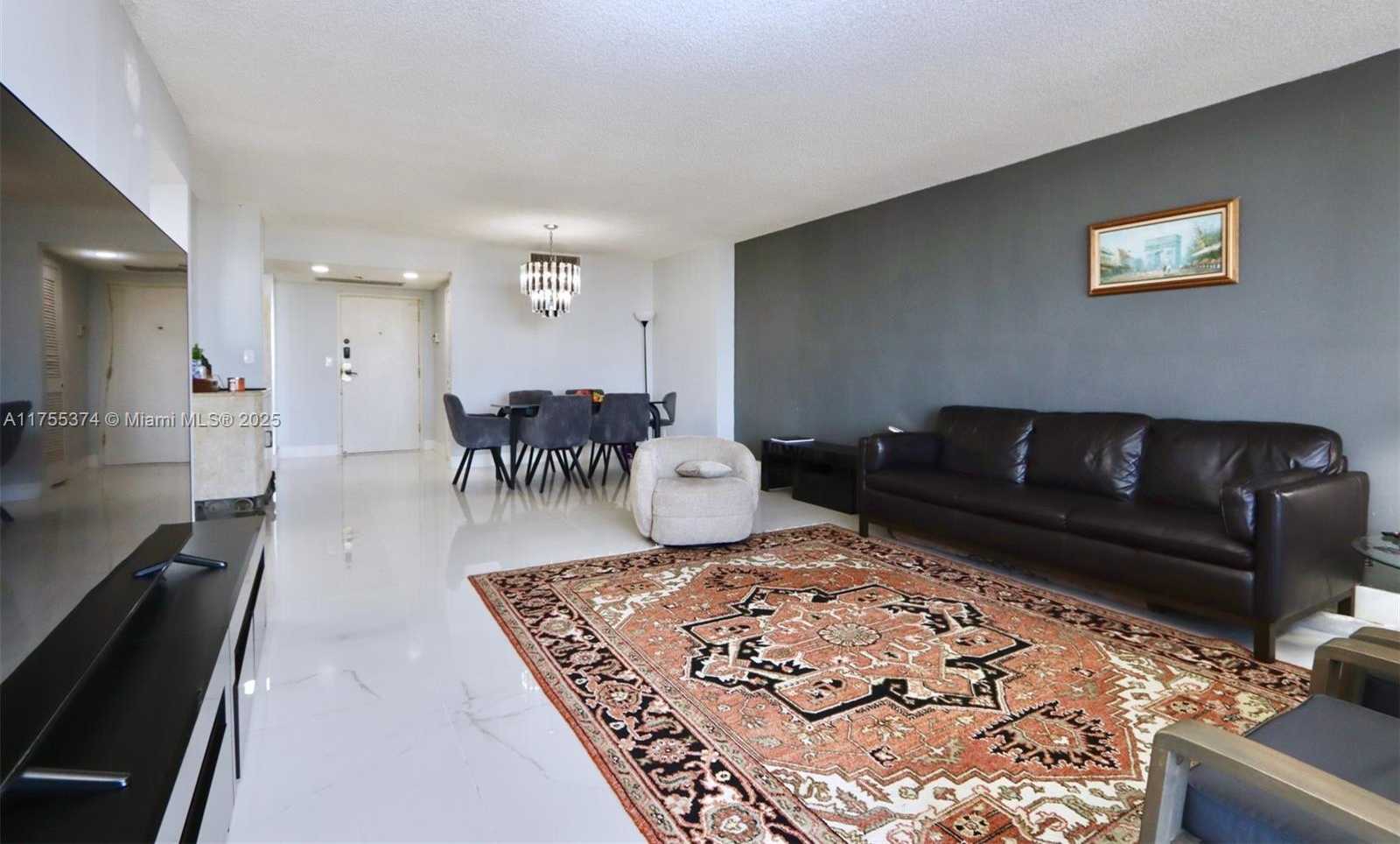 Small Image of 2500 PARKVIEW DR #2407, Hallandale Beach Number 11