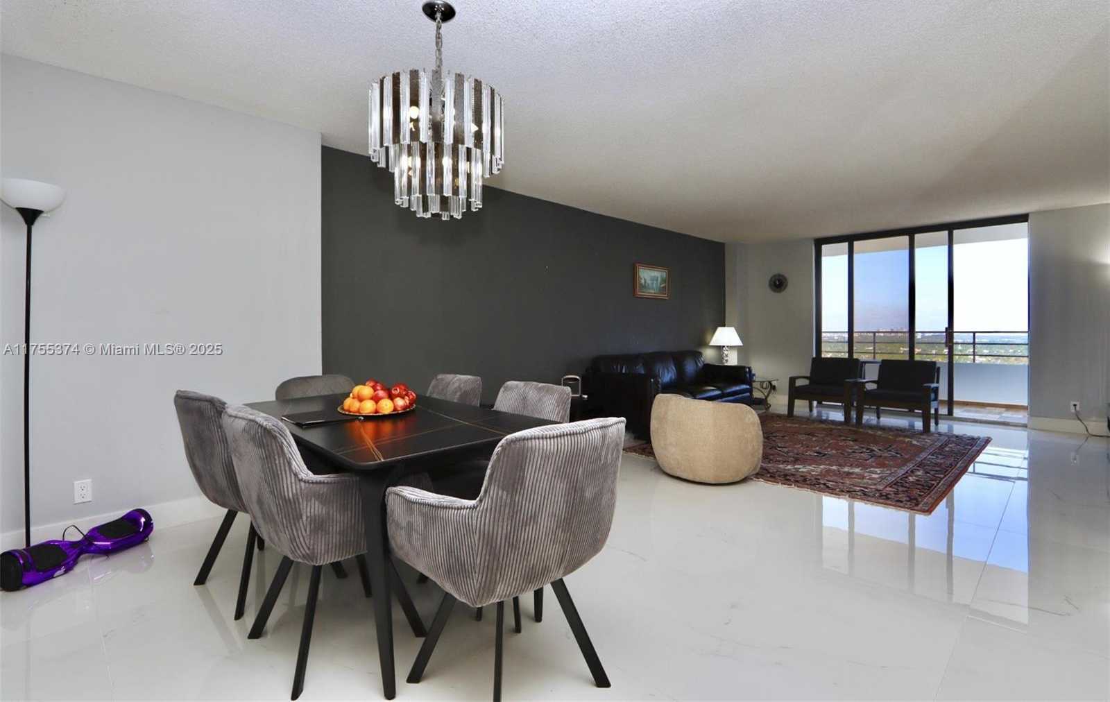 Small Image of 2500 PARKVIEW DR #2407, Hallandale Beach Number 12