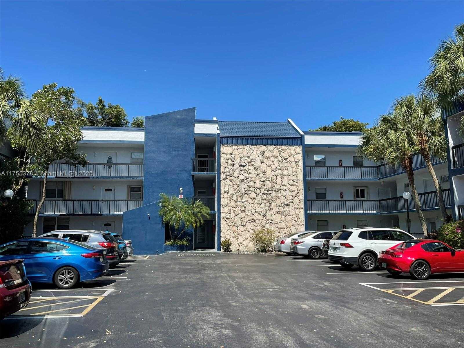Small Image of 3180 HOLIDAY SPRINGS BLVD #5-107, Margate Number 22