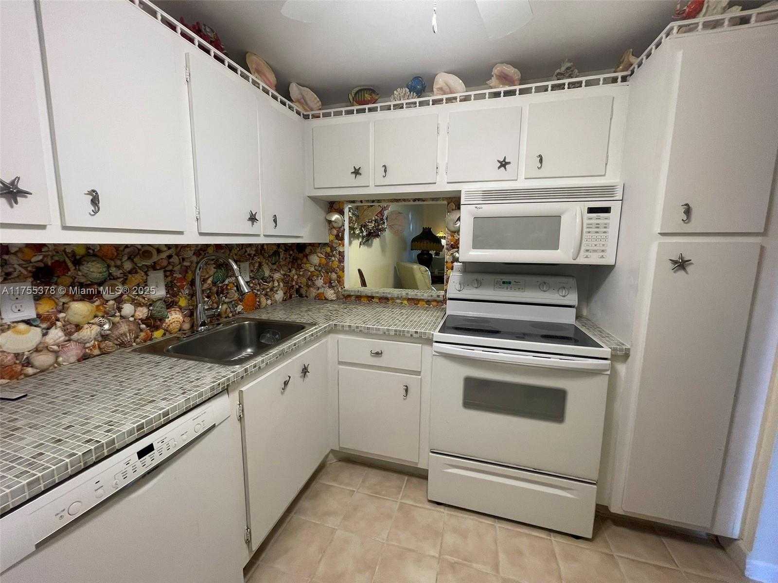 Small Image of 3180 HOLIDAY SPRINGS BLVD #5-107, Margate Number 9