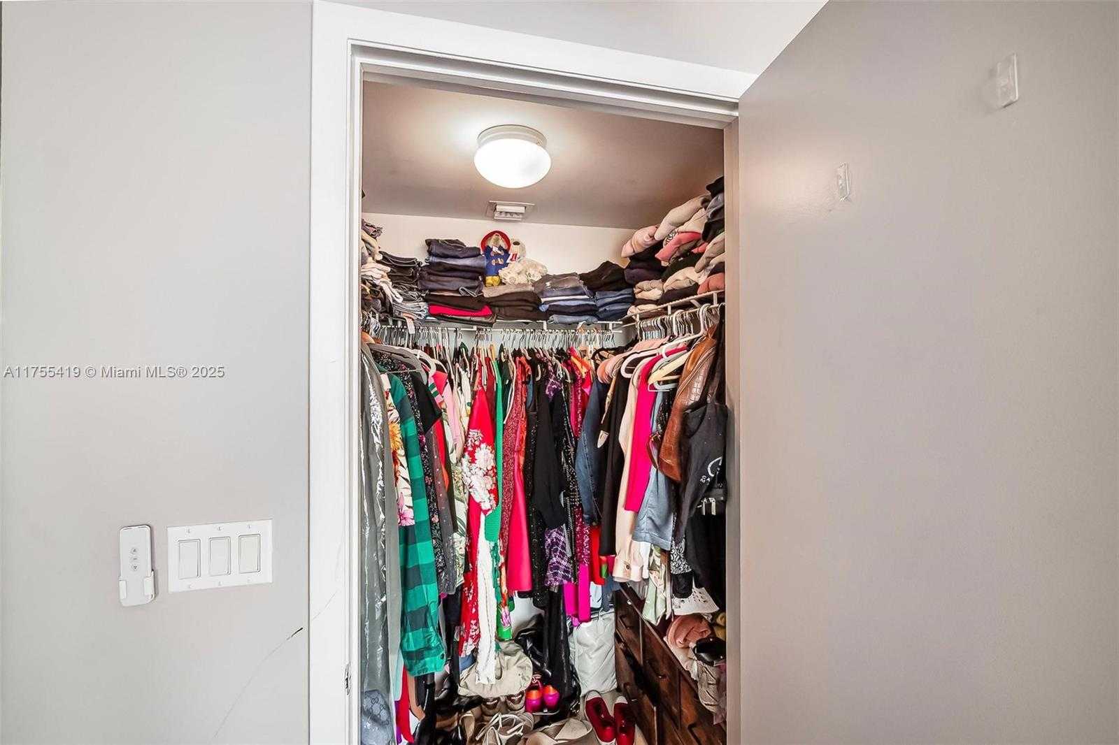 Small Image of 50 BISCAYNE BLVD #5209, Miami Number 11