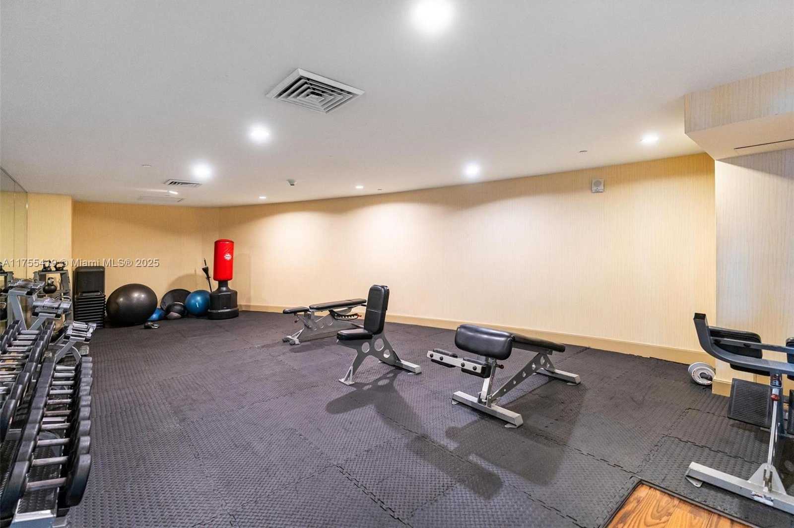 Small Image of 50 BISCAYNE BLVD #5209, Miami Number 17