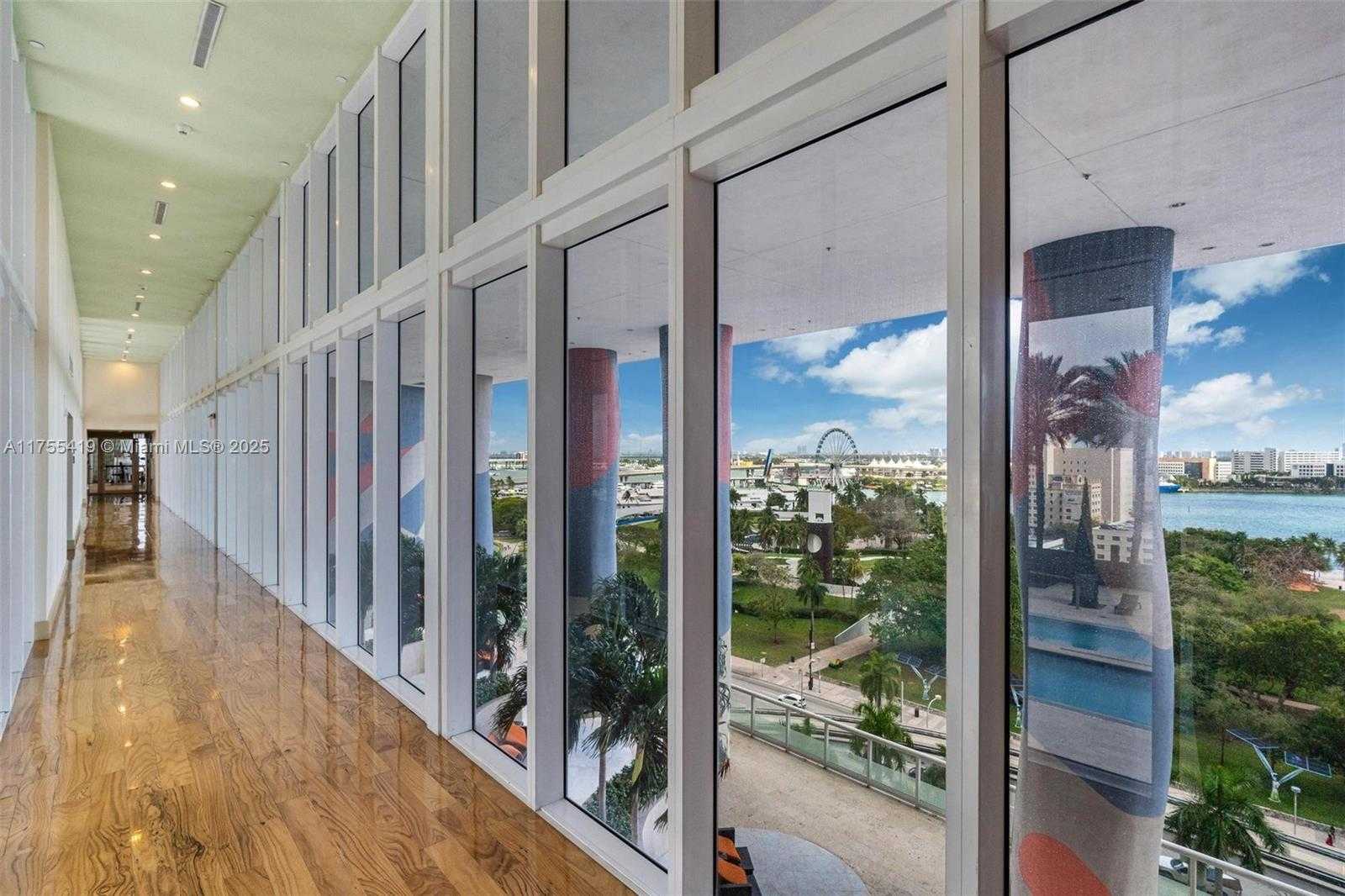 Small Image of 50 BISCAYNE BLVD #5209, Miami Number 21
