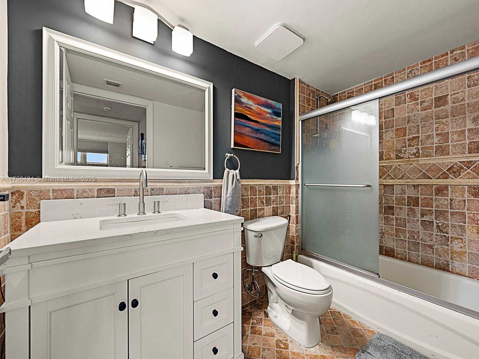 Small Image of 3000 Coral Wy, Coral Gables, FL 33145, USA Number 12