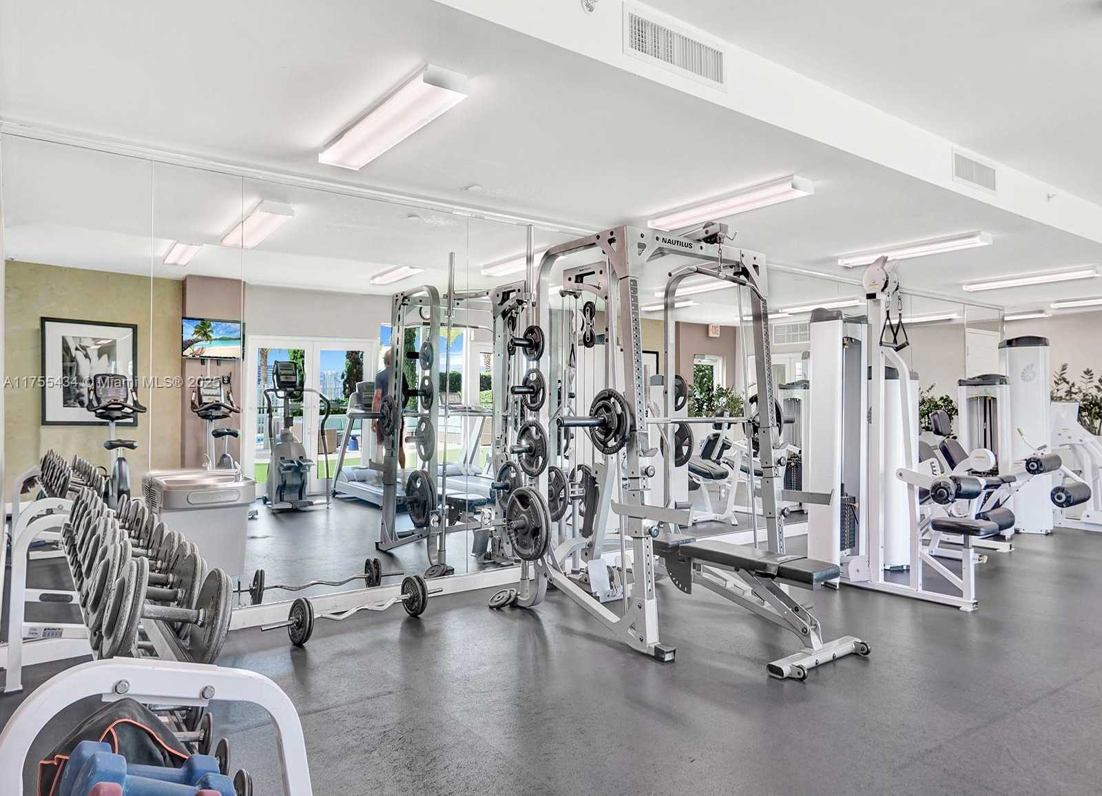 Small Image of 3000 Coral Wy, Coral Gables, FL 33145, USA Number 20