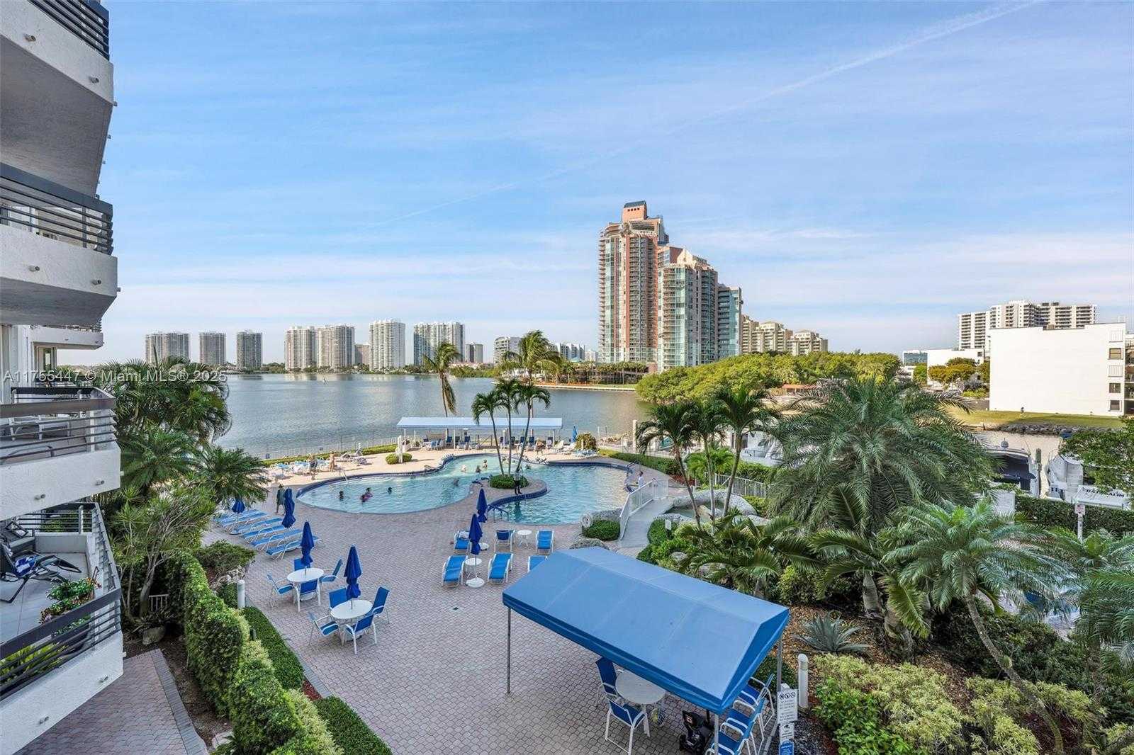 Small Image of 3530 MYSTIC POINTE DR #303, Aventura Number 19