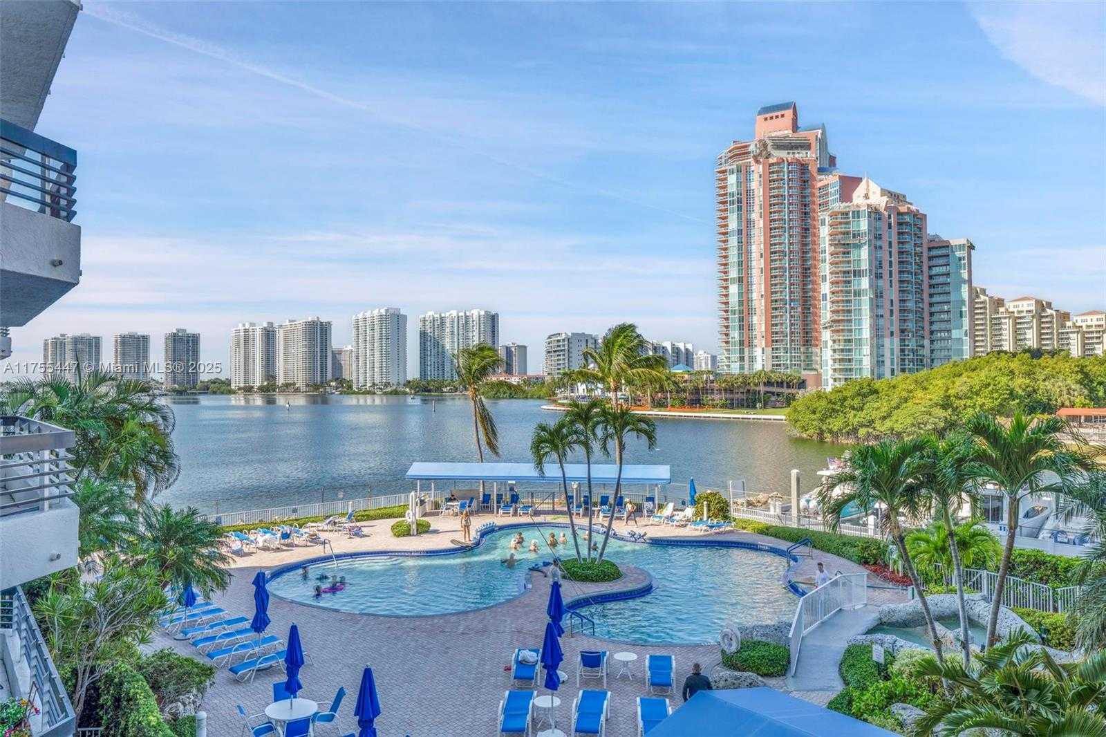 Small Image of 3530 MYSTIC POINTE DR #303, Aventura Number 21