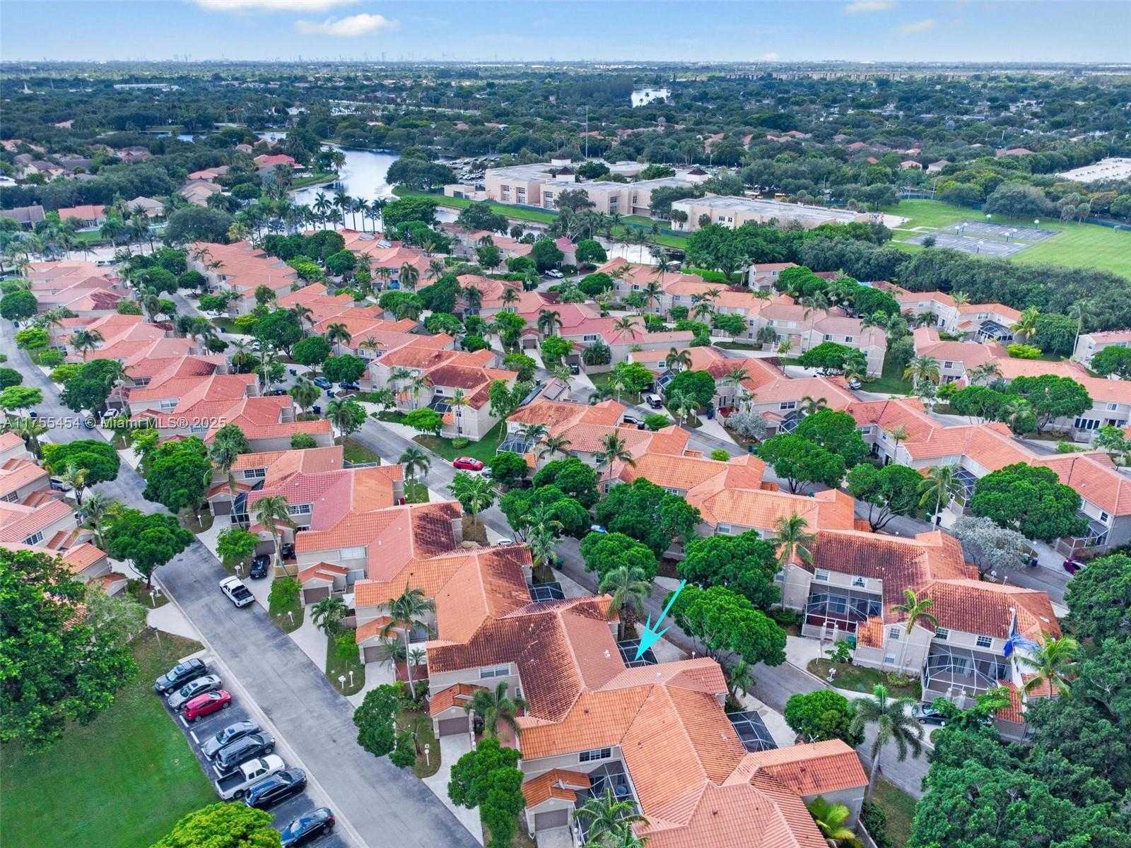 Small Image of 11066 LONG BOAT DR, Cooper City Number 2