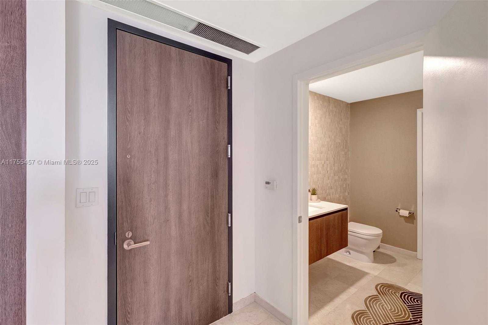 Small Image of 88 SOUTH WEST 7TH ST #3003, Miami Number 20