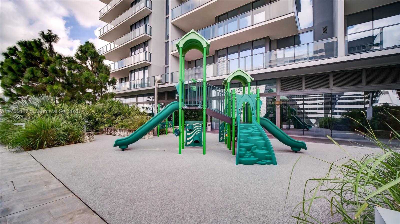 Small Image of 88 SOUTH WEST 7TH ST #3003, Miami Number 41