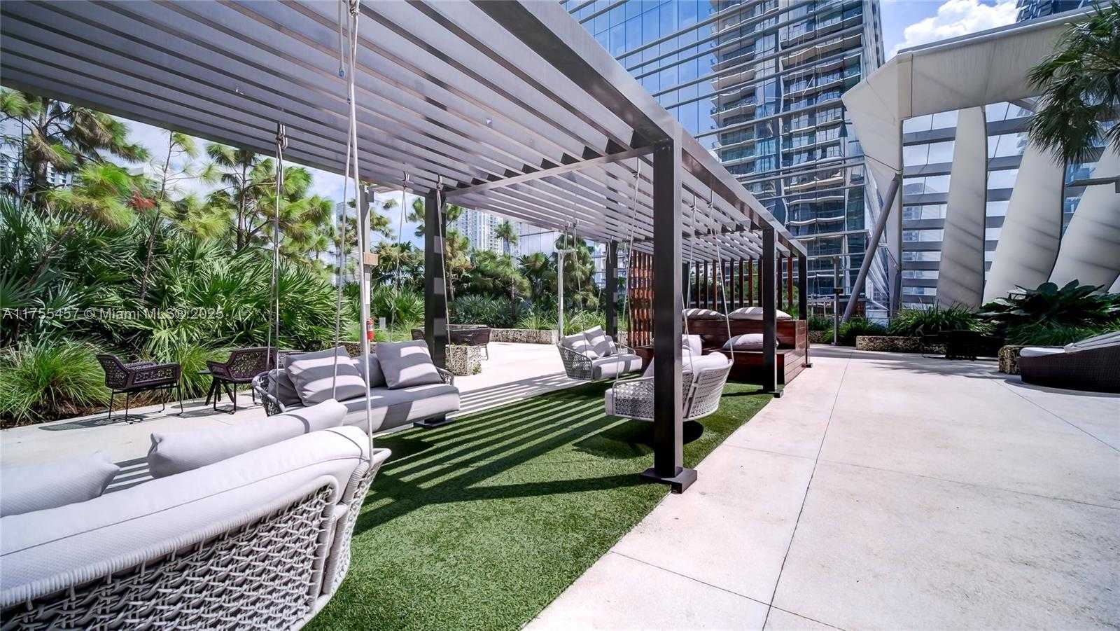 Small Image of 88 SOUTH WEST 7TH ST #3003, Miami Number 42