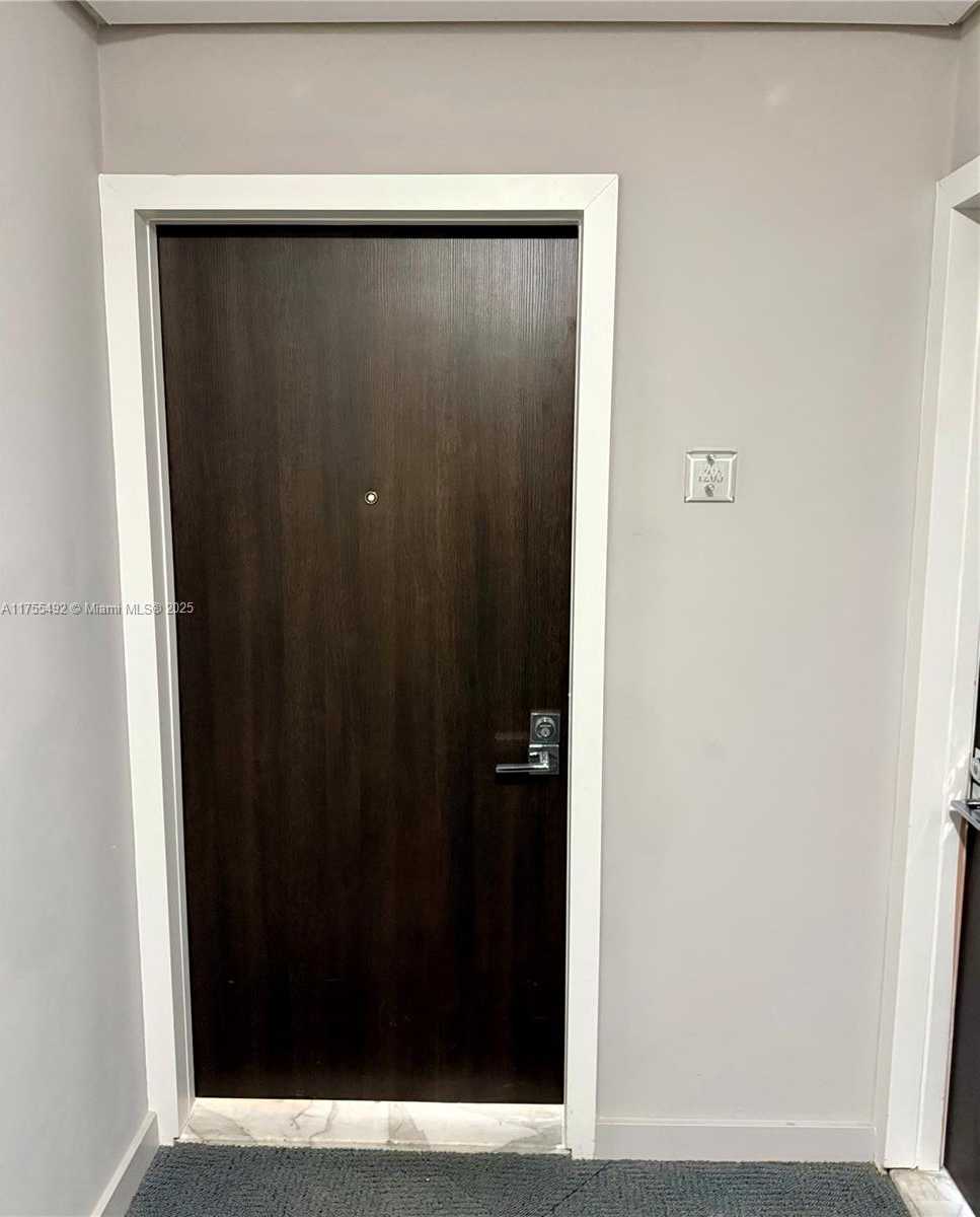 Small Image of 20335 WEST COUNTRY CLUB DR #1203, Aventura Number 25