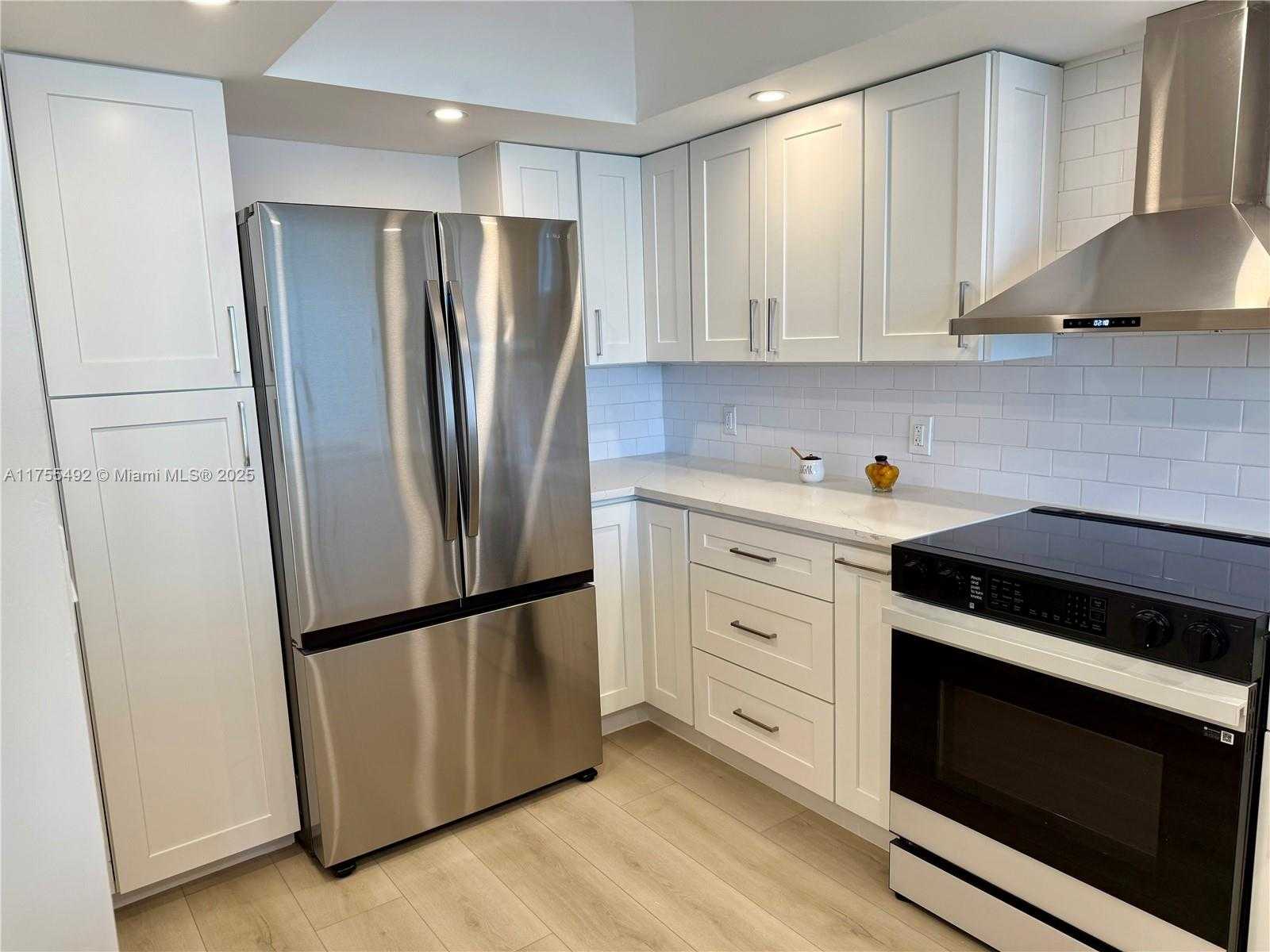 Small Image of 20335 WEST COUNTRY CLUB DR #1203, Aventura Number 3