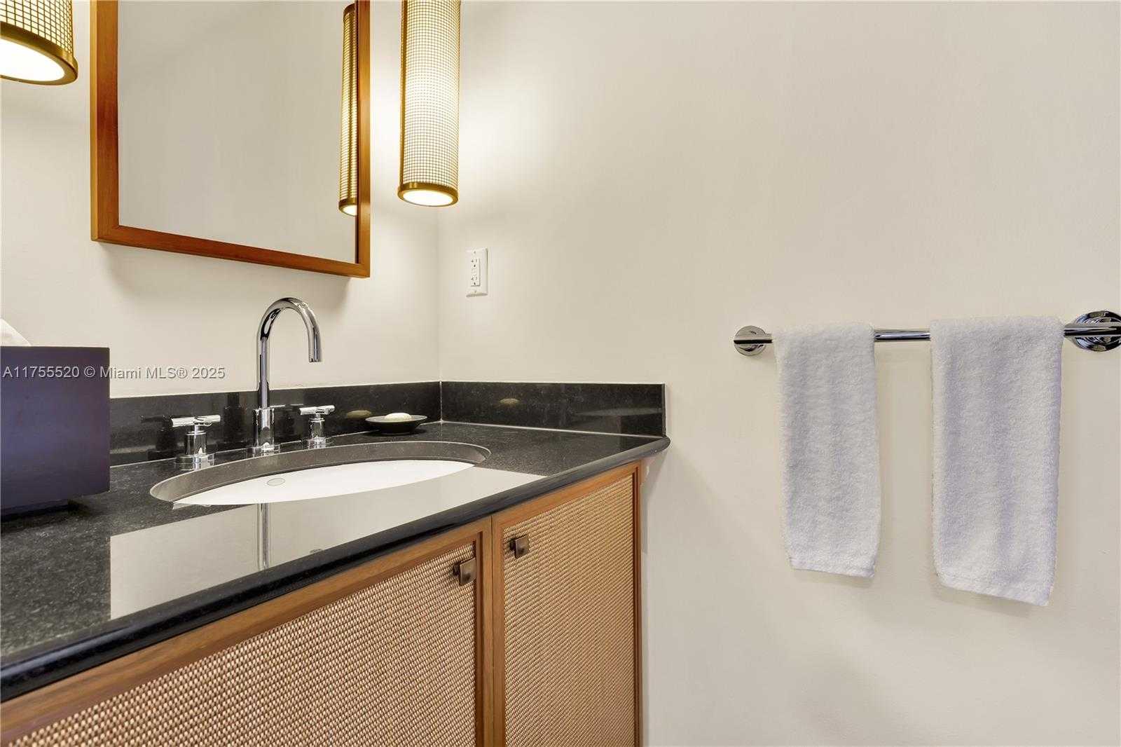 Small Image of 101 20TH ST #1803, Miami Beach Number 16