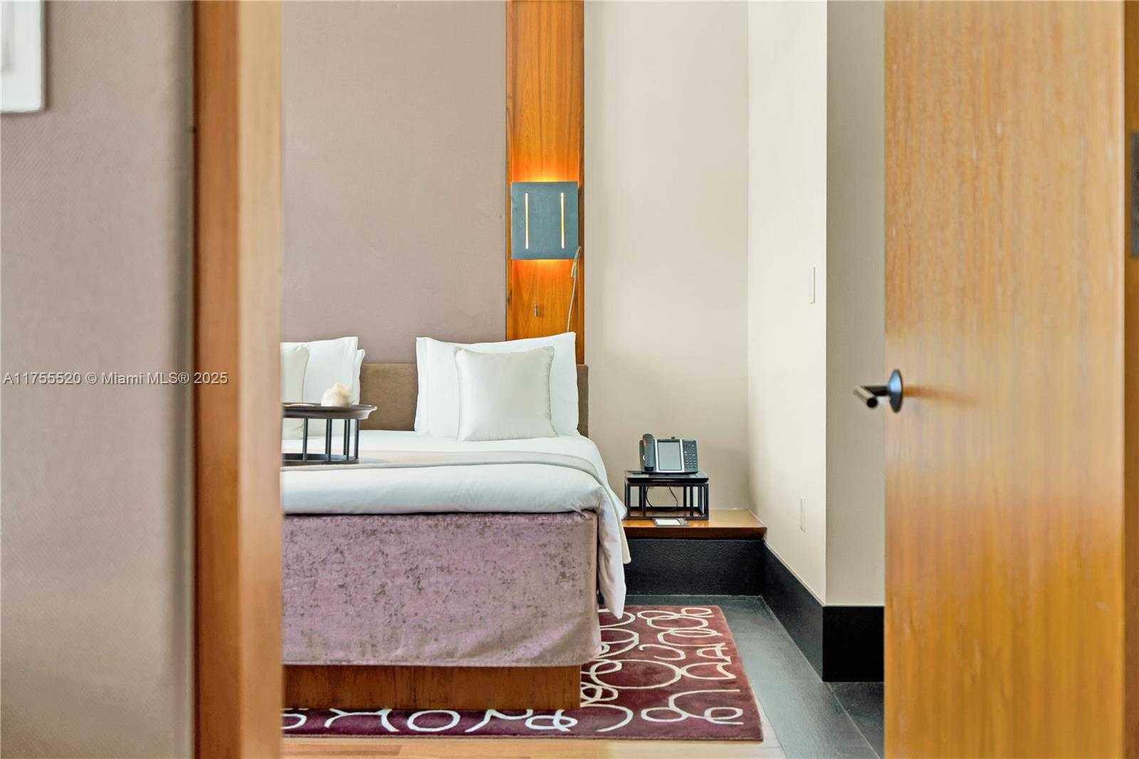 Small Image of 101 20TH ST #1803, Miami Beach Number 25