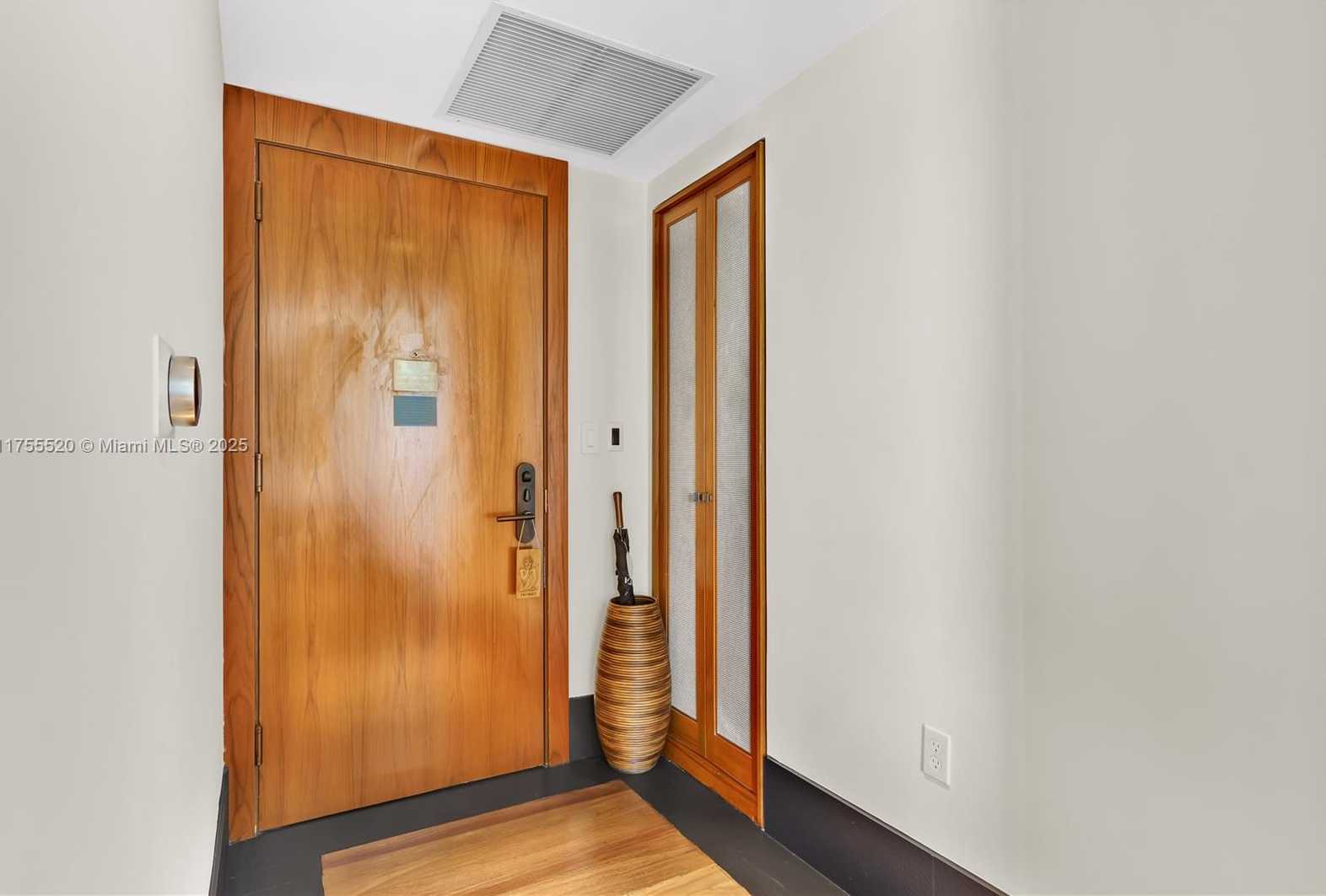 Small Image of 101 20TH ST #1803, Miami Beach Number 4
