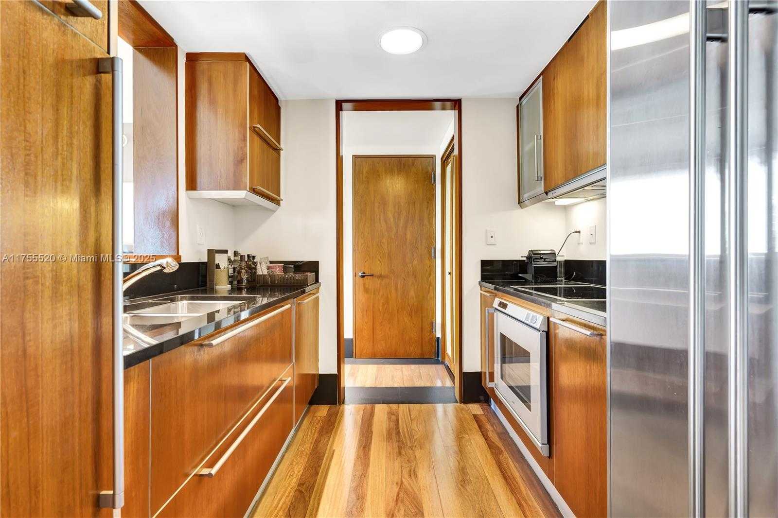 Small Image of 101 20TH ST #1803, Miami Beach Number 5
