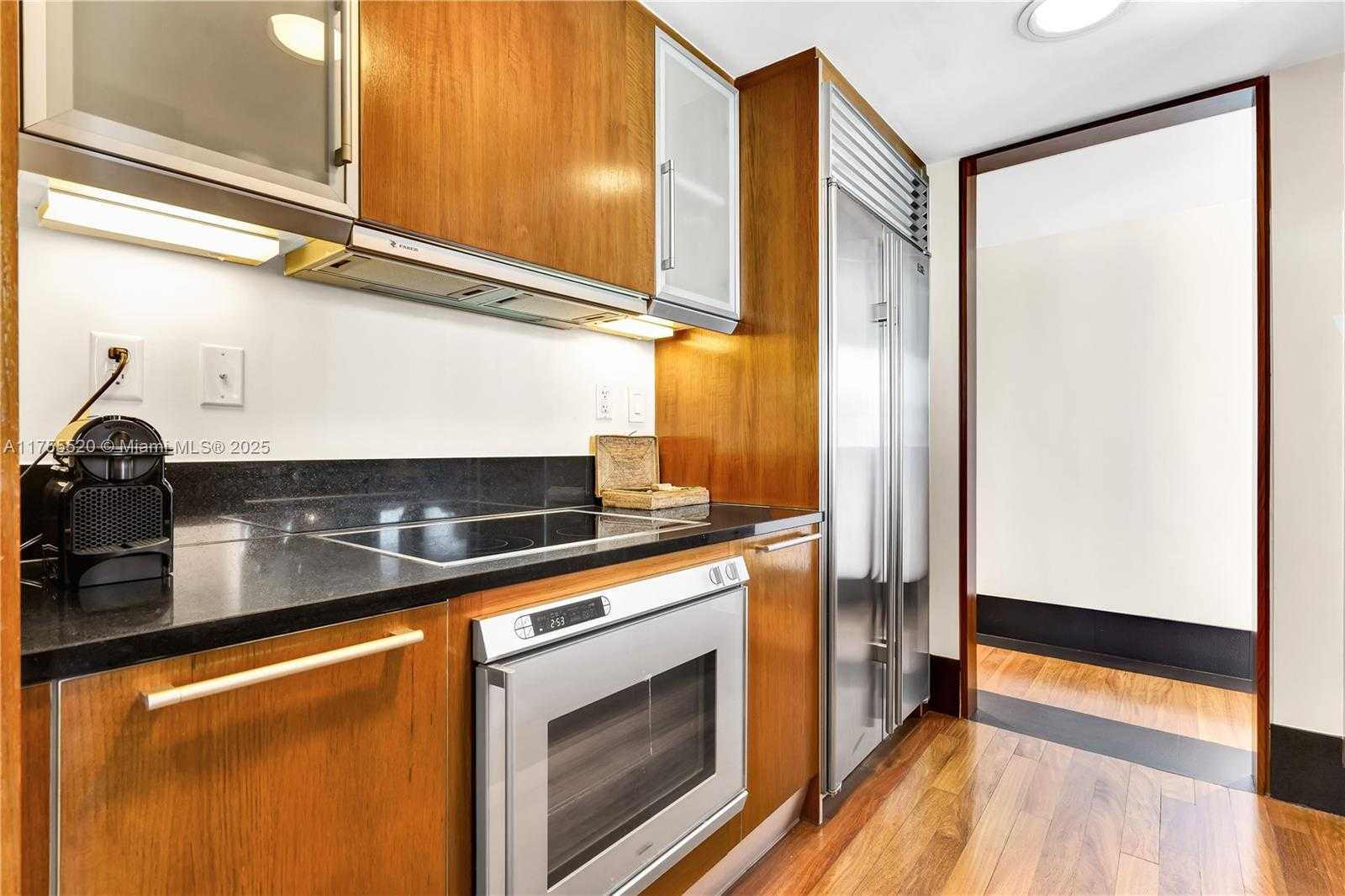 Small Image of 101 20TH ST #1803, Miami Beach Number 6